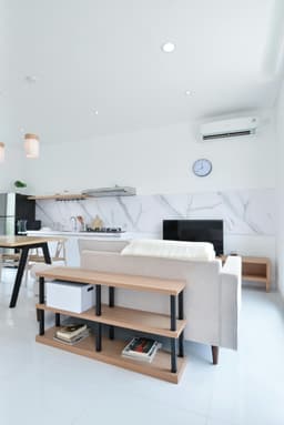 Bucătărie open space într-un apartament mic: sfaturi pentru mobilier funcțional