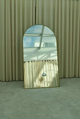 Perdele cu pattern curviliniu – răsuciri artistice în decor