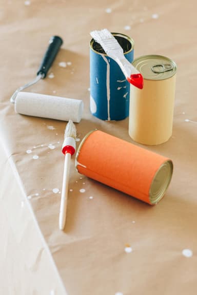 Cum să creezi tablouri decorative folosind materiale reciclate