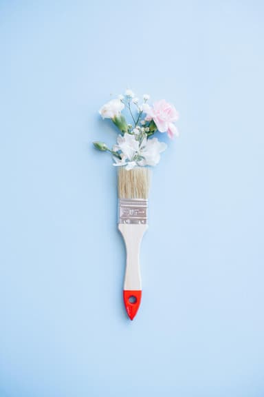 Cum să îți decorezi apartamentul cu buget redus: 10 idei creative
