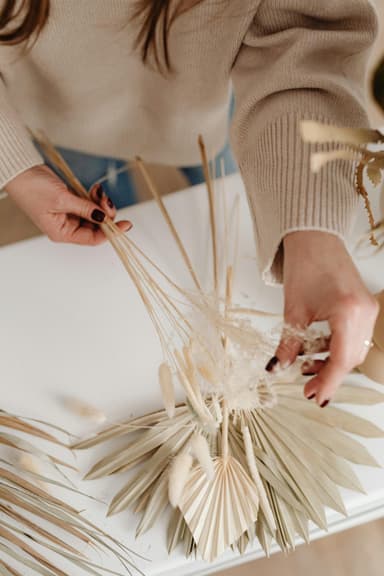Texturi naturale: materiale eco-friendly pentru un interior modern