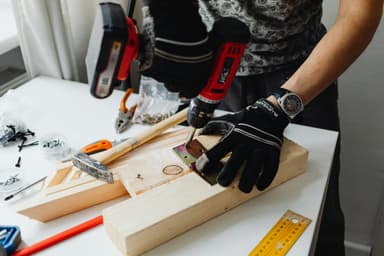 Top 5 unelte esențiale pentru orice proiect DIY acasă