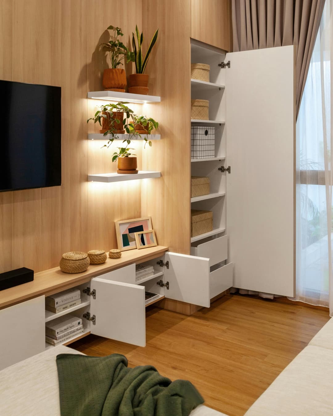 Biophilic design: adu natura în living prin plantă verticală